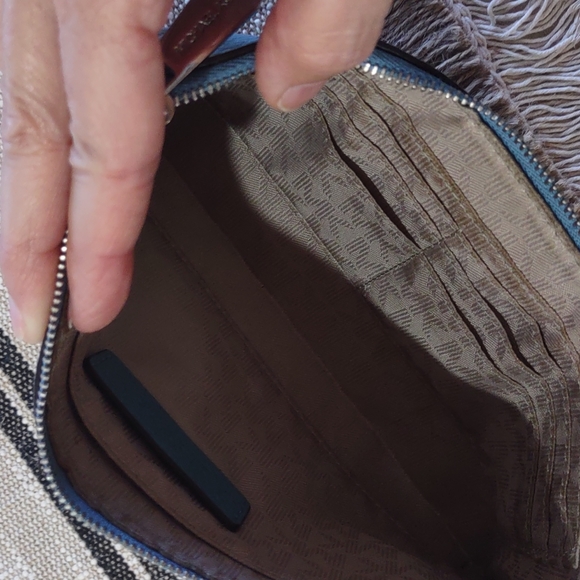 Michael Kors Blue Pebble Leather Single Zip Clutch with Wrist Strap - Picture 5 of 16